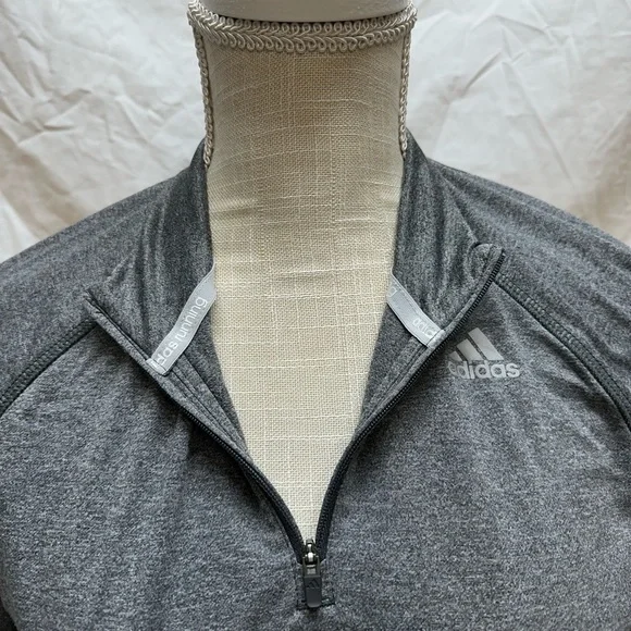 Adidas Running Gray Lightweight Jacket Size Medium - Picture 2 of 11